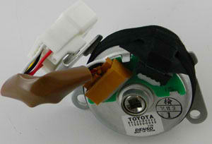 89232-60022     TOYOTA LAND CRUISER 100/LX470 98-